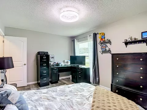 Bedroom - 10433 Dunkirk Rd, Spring Hill, FL 34608 photo 7 of 11