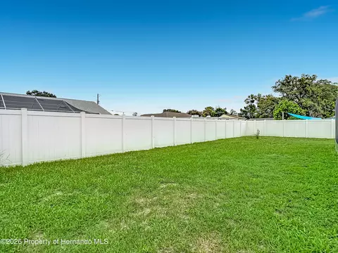Exterior - 10433 Dunkirk Rd, Spring Hill, FL 34608 photo 9 of 12