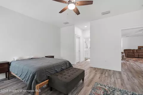 Bedroom - 6454 Freeport Dr, Spring Hill, FL 34608 photo 2 of 7
