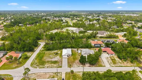 View/Area - 6454 Freeport Dr, Spring Hill, FL 34608 photo 3 of 7
