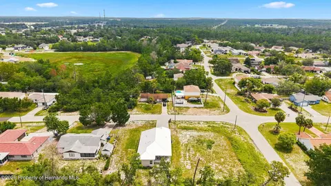 View/Area - 6454 Freeport Dr, Spring Hill, FL 34608 photo 6 of 7