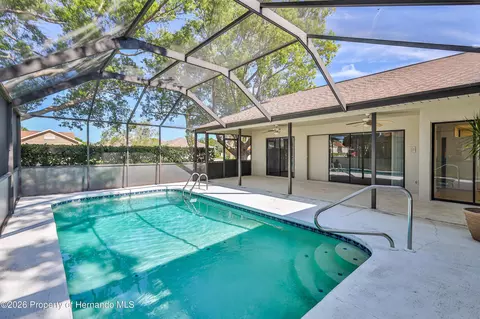 Exterior - 1364 Overland Dr, Spring Hill, FL 34608 photo 2 of 10