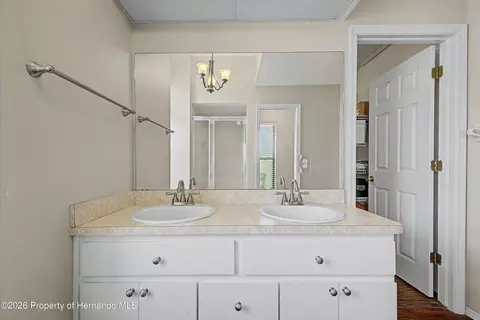 Bath - 1364 Overland Dr, Spring Hill, FL 34608 photo 1 of 5