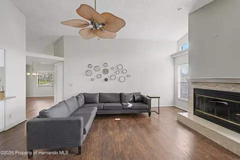 Living - 1364 Overland Dr, Spring Hill, FL 34608 photo 8 of 8