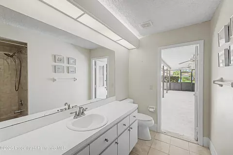 Bath - 1364 Overland Dr, Spring Hill, FL 34608 photo 4 of 5