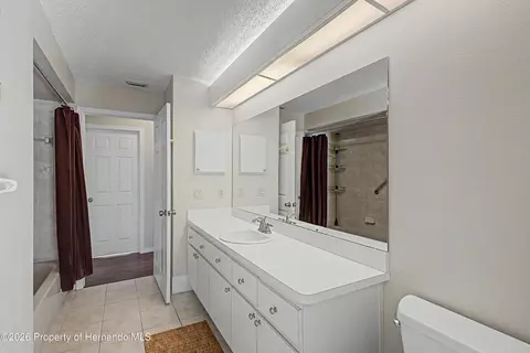 Bath - 1364 Overland Dr, Spring Hill, FL 34608 photo 5 of 5