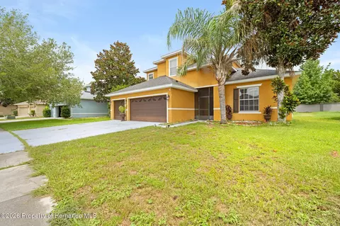 Exterior - 4501 Birchfield Loop, Spring Hill, FL 34609 photo 6 of 8