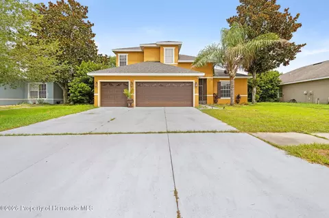 Exterior - 4501 Birchfield Loop, Spring Hill, FL 34609 photo 3 of 8