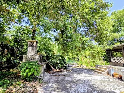 Exterior - 6773 E Richard Dr, Weeki Wachee, FL 34607 photo 3 of 4