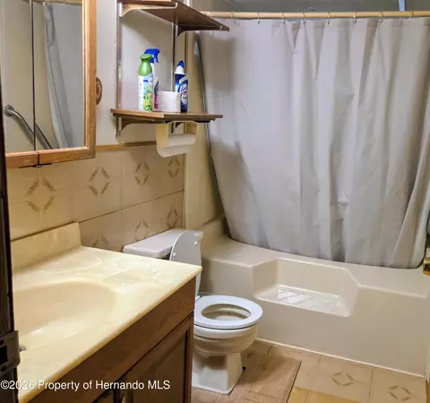 Bath - 6773 E Richard Dr, Weeki Wachee, FL 34607 photo 1 of 1