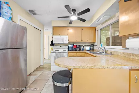 Kitchen - 10196 Heathcliff St, Spring Hill, FL 34608 photo 3 of 3