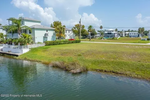 4041 Cobia Dr, Hernando Beach, FL 34607 photo 17