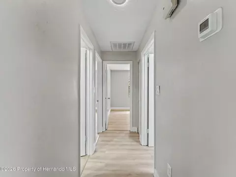 Entry Way - 162 W Massachusetts St, Hernando, FL 34442 photo 3 of 4
