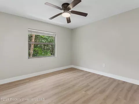 Bedroom - 162 W Massachusetts St, Hernando, FL 34442 photo 7 of 8