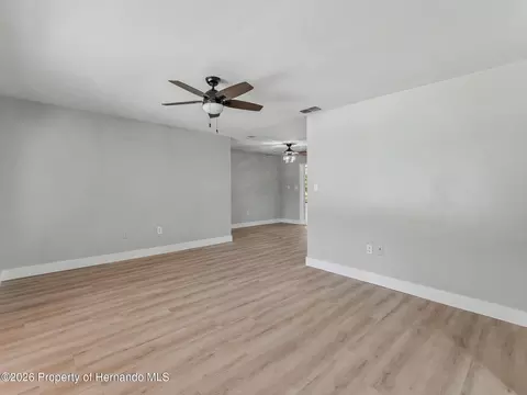 Living - 162 W Massachusetts St, Hernando, FL 34442 photo 3 of 28