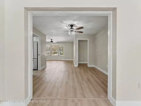 Living - 162 W Massachusetts St, Hernando, FL 34442 photo 11 of 28