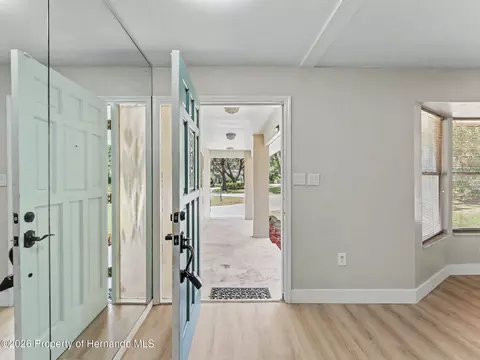 Entry Way - 162 W Massachusetts St, Hernando, FL 34442 photo 1 of 4