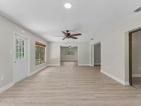 Living - 162 W Massachusetts St, Hernando, FL 34442 photo 22 of 28