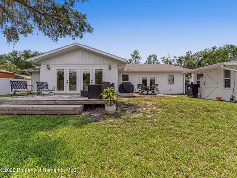 Exterior - 4101 E Gloria Dr, Hernando, FL 34442 photo 8 of 15