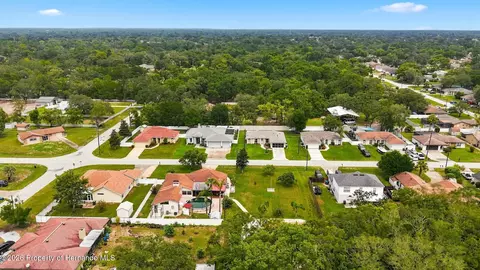 View/Area - 2151 Meredith Dr, Spring Hill, FL 34608 photo 2 of 6