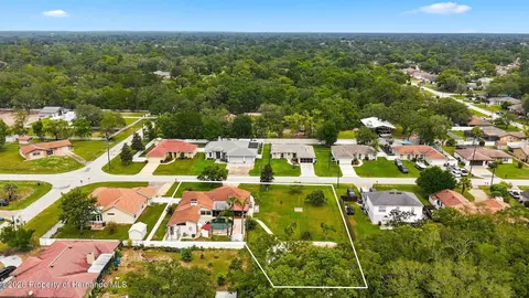 View/Area - 2151 Meredith Dr, Spring Hill, FL 34608 photo 5 of 6