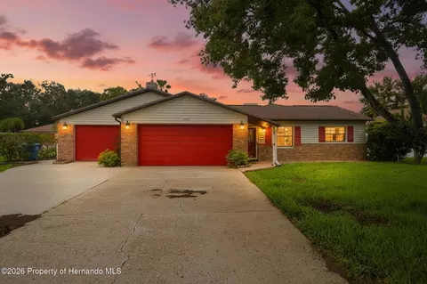 Exterior - 2151 Meredith Dr, Spring Hill, FL 34608 photo 7 of 7