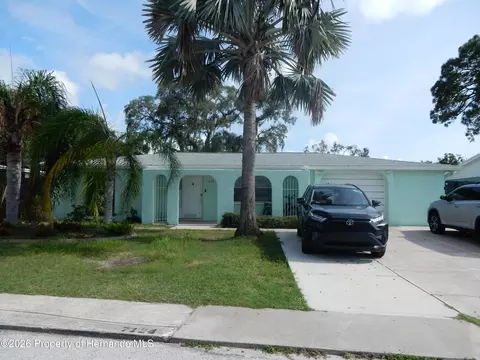 7124 Ashwood Dr #1, Port Richey, FL 34668