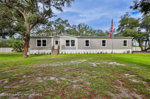11293 Cleever St, Weeki Wachee, FL 34614