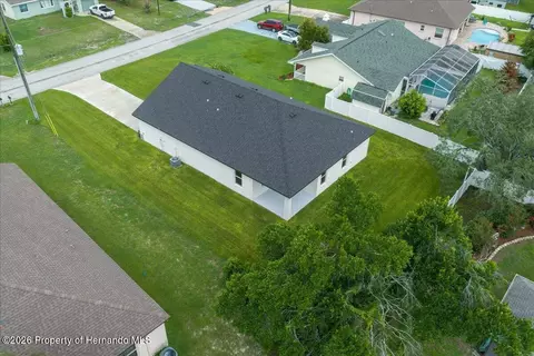 View/Area - 6589 Freeport Dr, Spring Hill, FL 34608 photo 4 of 9
