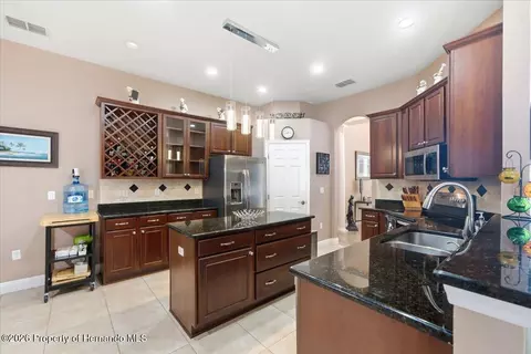 Kitchen - 13519 Barkingside Pl, Spring Hill, FL 34609 photo 2 of 7