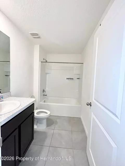 Bath - 4045 Montano Ave, Spring Hill, FL 34609 photo 3 of 4
