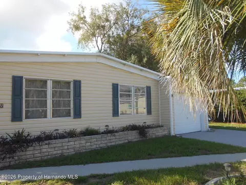 14266 Nickelodeon St, Brooksville, FL 34613