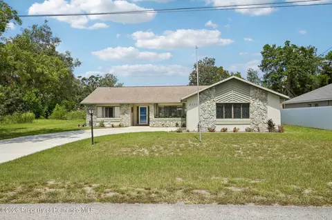 Exterior - 3177 Maxwell Ave, Spring Hill, FL 34608 photo 1 of 8