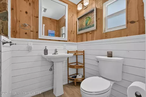 Bath - 6086 Island Dr, Weeki Wachee, FL 34607 photo 1 of 3