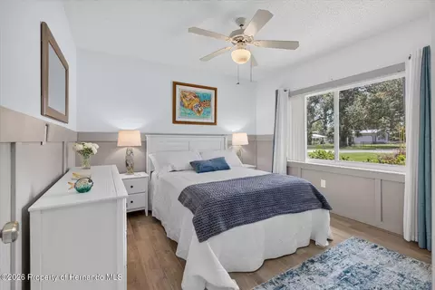 Bedroom - 6086 Island Dr, Weeki Wachee, FL 34607 photo 5 of 6