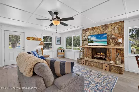 Living - 6086 Island Dr, Weeki Wachee, FL 34607 photo 2 of 3
