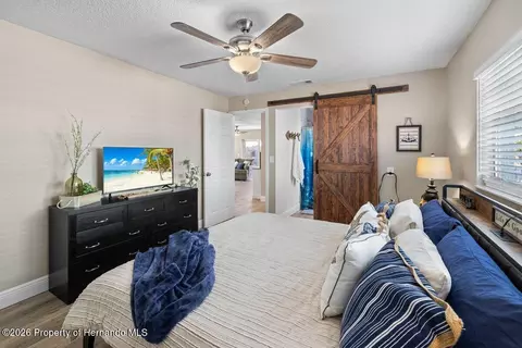 Bedroom - 4117 Tampico Trl, Hernando Beach, FL 34607 photo 6 of 9