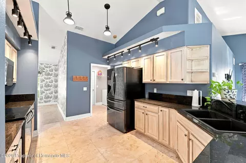Kitchen - 16702 Lemans Dr, Spring Hill, FL 34610 photo 4 of 4