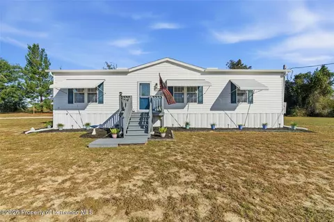 12441 Hexam Rd, Weeki Wachee, FL 34613