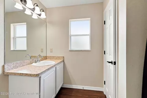 Bath - 5355 Berrien Ave, Spring Hill, FL 34608 photo 1 of 2