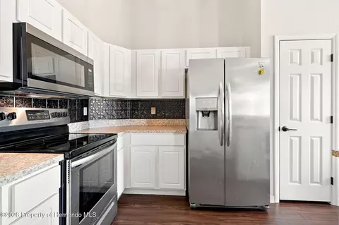 Kitchen - 5355 Berrien Ave, Spring Hill, FL 34608 photo 3 of 5