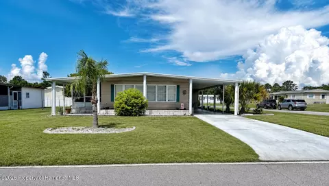15657 Brookridge Blvd, Brooksville, FL 34613