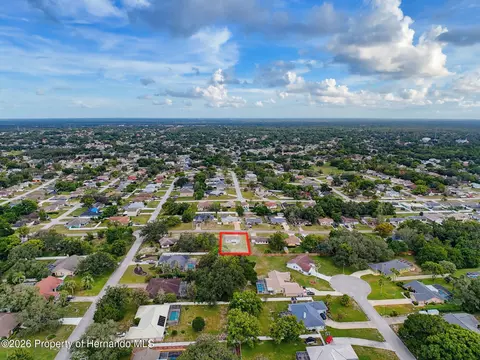 View/Area - 2245 Bishop Rd, Spring Hill, FL 34608 photo 9 of 13