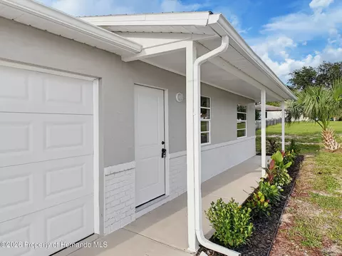 Exterior - 2245 Bishop Rd, Spring Hill, FL 34608 photo 3 of 12