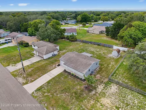 View/Area - 2245 Bishop Rd, Spring Hill, FL 34608 photo 3 of 13