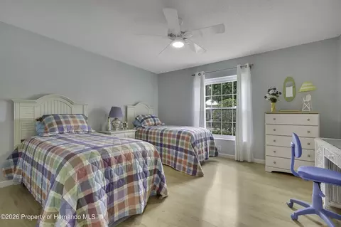 Bedroom - 2356 Rolling View Dr, Spring Hill, FL 34606 photo 4 of 6