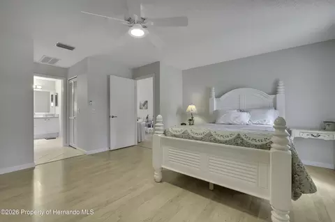 Bedroom - 2356 Rolling View Dr, Spring Hill, FL 34606 photo 3 of 6