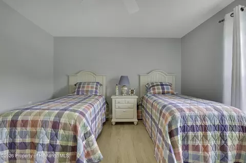 Bedroom - 2356 Rolling View Dr, Spring Hill, FL 34606 photo 5 of 6