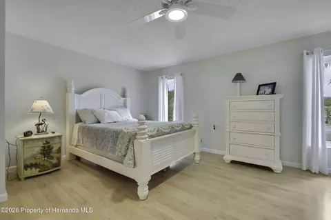 Bedroom - 2356 Rolling View Dr, Spring Hill, FL 34606 photo 2 of 6