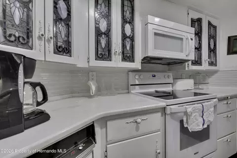 Kitchen - 8150 Tranquil Dr, Spring Hill, FL 34606 photo 4 of 5